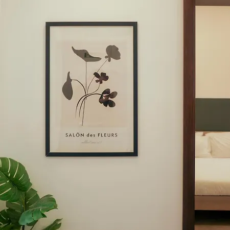 Apartment Tan-nanna By Shmoo, Ferries