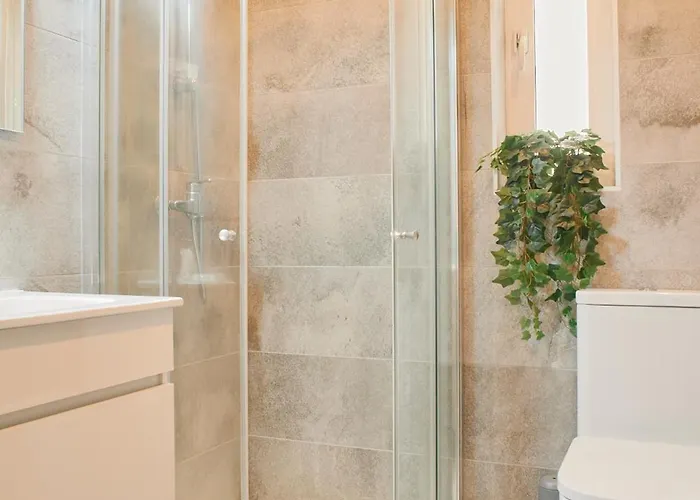 Tan-nanna By Shmoo, Ferries Sliema