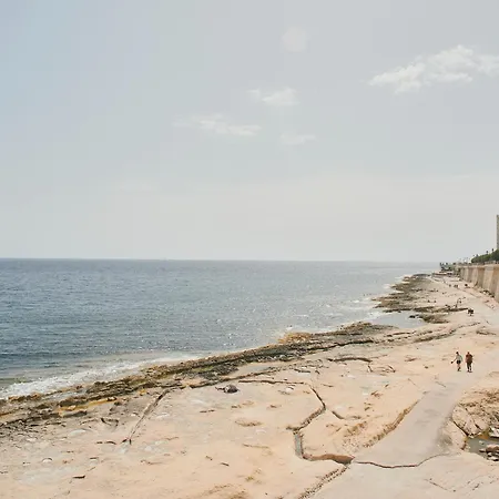 Tan-nanna By Shmoo, Ferries *